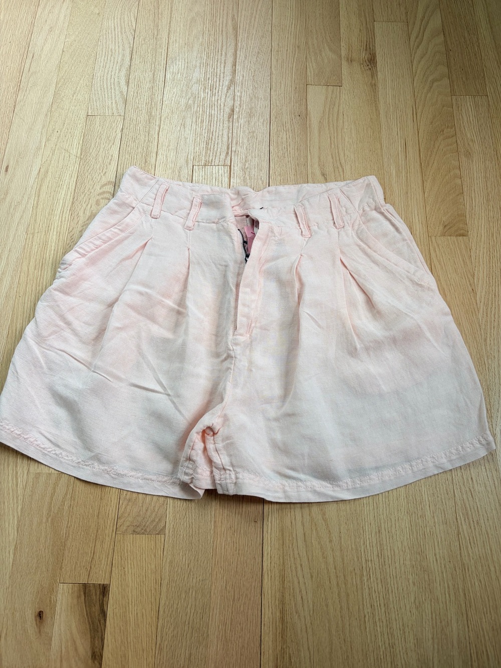 Free People Blush Linen Blend Pleated Shorts Size 6 NWT